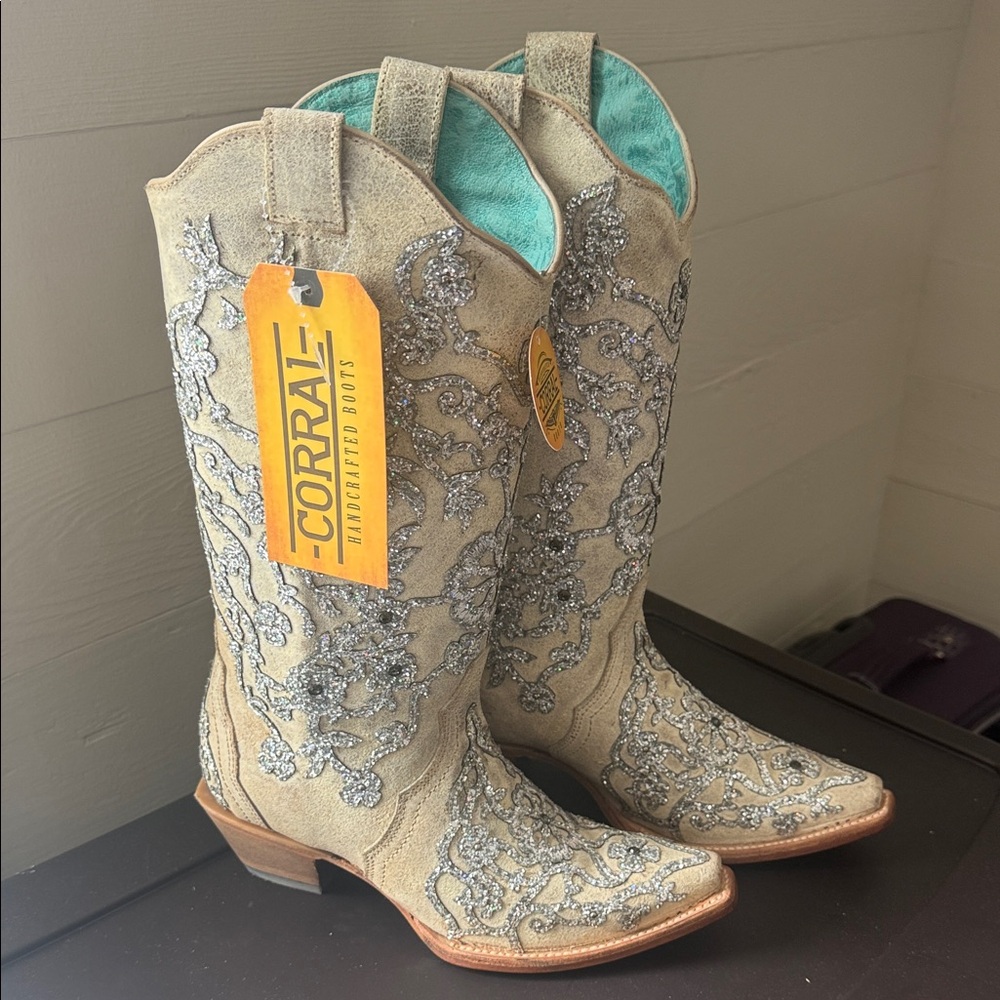 Corral Tan Boots with Silver Glitter Embroidery